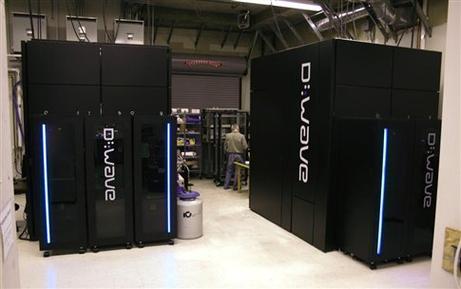 Οι υπολογιστές που πουλάει η D-Wave είναι γιγάντια, μαύρα κουτιά. Ορισμένοι πάντως αμφισβητούν ότι πρόκειται για πραγματικούς κβαντικούς υπολογιστές (Πηγή: D-Wave)  