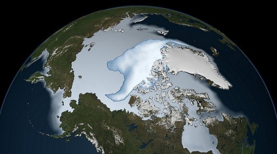 Οι πάγοι στην Αρκτική, το 2012, όπως τους παρατήρησαν τα όργανα της NASA. Με έντονο λευκό οι πολυετείς πάγοι. credit: NASA