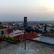 Οι κόμβοι του ασύρματου δικτύου εγκαταστάθηκαν σταδιακά σε ταράτσες κι άλλες τοποθεσίες του χωριού, με ικανό υψόμετρο, για καλύτερη κάλυψη.
