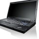 Πίσω απλό πλαστικό περίβλημα του Thinkpad T520 κρύβεται ένα ιδιαίτερα ανθεκτικό σύστημα.
