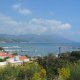 Όμως, η Σάμος στην οποία έφτασαν έπειτα από μερικές μέρες, μάλλον ήταν ένας διαφορετικός κόσμος...
